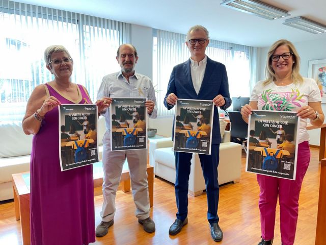 El Gobierno regional apoya a la Asociación de familiares de niños con cáncer de la Región de Murcia (Afacmur) en el Mes de Sensibilización del Cáncer Infantil - 1, Foto 1