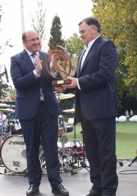 Pedro Antonio Sánchez: El turismo es pieza clave en nuestro futuro y el sector donde más y mejor podemos crecer en menos tiempo - 2, Foto 2