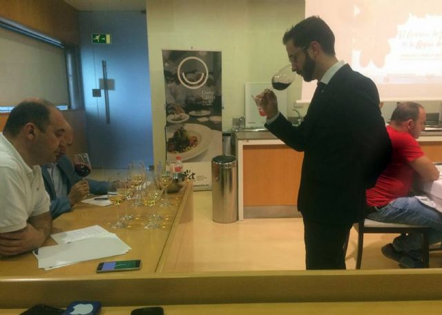 Juanjo Martínez, asociado de ASECOM, elegido mejor sumiller de la Región de Murcia - 3, Foto 3