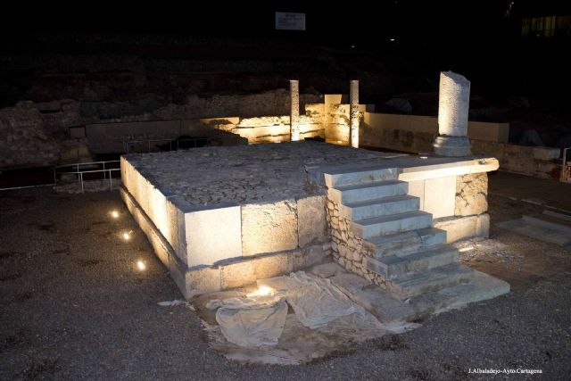 El Templo de Isis del barrio del Foro Romano estrenó iluminación este fin de semana - 2, Foto 2