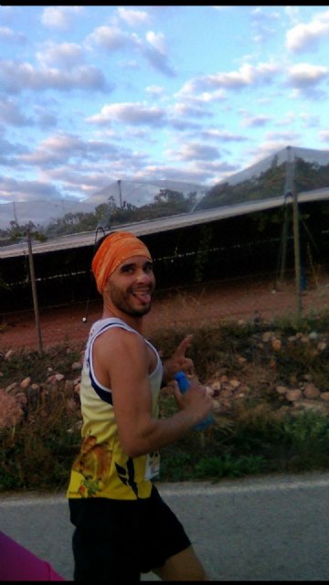 Participación del Club Atletismo Totana en la Media Maratón de Valencia, Foto 9