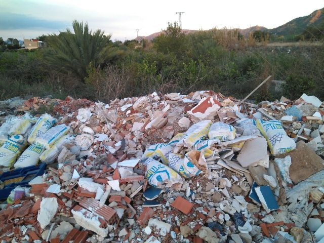 Ahora Murcia denuncia la existencia de una escombrera en plena huerta y que contiene amianto - 4, Foto 4