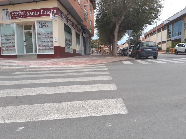 Acometen obras de construcción de un vado peatonal en la calle Santomera, esquina con calle Pliego - 5, Foto 5