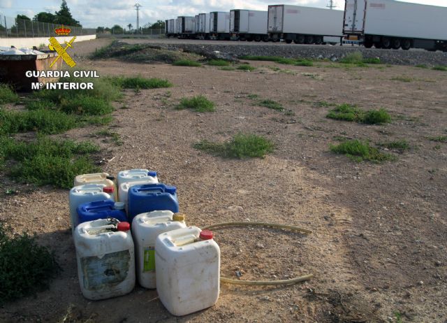 La Guardia Civil desmantela un grupo criminal dedicado a la sustracción de gasóleo bonificado en San Javier - 4, Foto 4