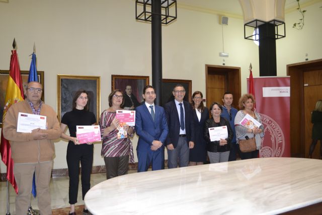 La Universidad de Murcia entrega los premios del décimocuarto concurso de relato corto Thader - 1, Foto 1