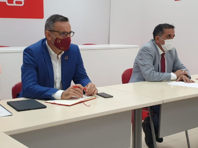 PSOE y Plataforma Pro Soterramiento coinciden en que el espacio liberado de las vías debe de servir para conectar y no para separar otra vez - 1, Foto 1