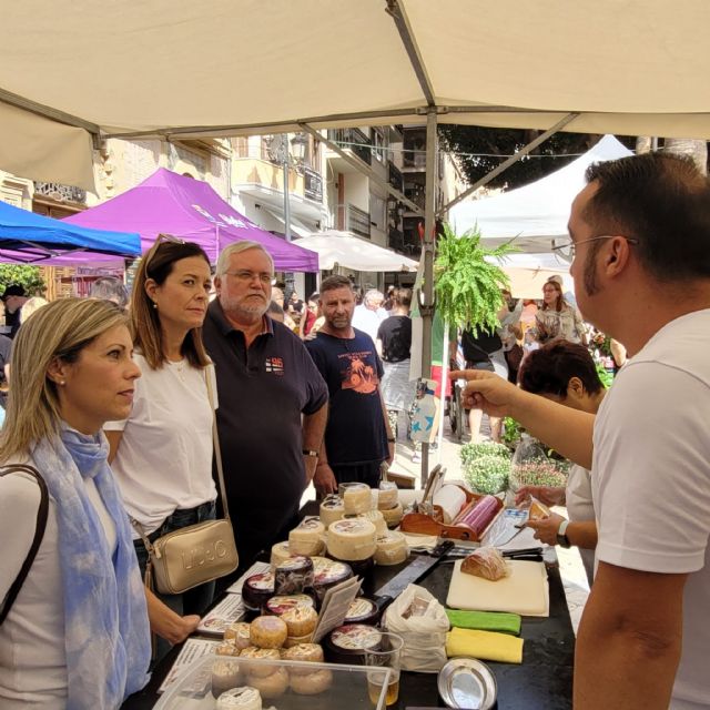 Gran éxito de asistencia al Mercadillo Tradicional celebrado en Águilas - 1, Foto 1