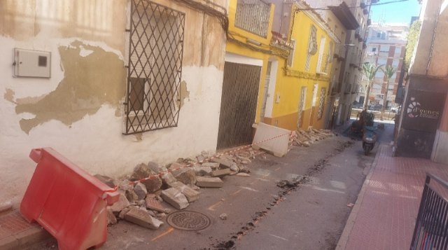 Comienzan las obras de renovación y acometidas de agua potable, y alcantarillado y pavimentado en la calle San Cristóbal, Foto 2
