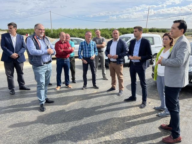 Reunión con el Consejero de Fomento y la Directora General de Carreteras - 2, Foto 2