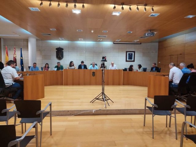 El Pleno ordinario de octubre incluye la toma de posesión del nuevo concejal Martín Miras Rosa (PSOE) y la renuncia del edil Pedro Sánchez Martínez (Vox)