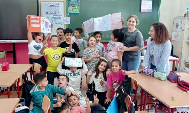 El Ayuntamiento de Blanca celebra el Día de las Bibliotecas con microrrelatos, dibujos y cuentacuentos - 2, Foto 2