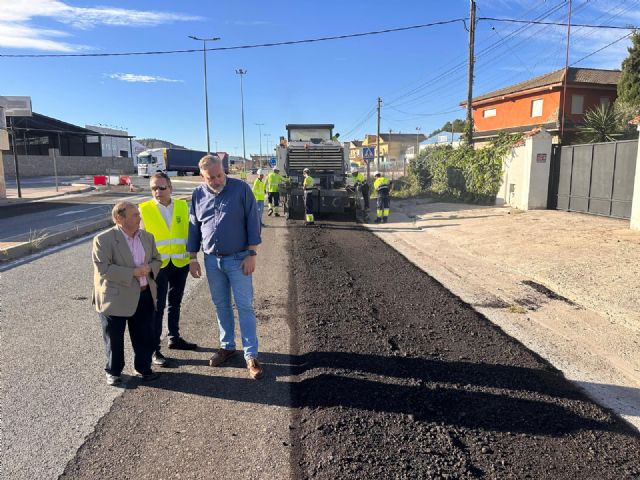 La Comunidad refuerza el firme de la vía que une Santomera con Abanilla con material reciclado de la propia carretera - 1, Foto 1