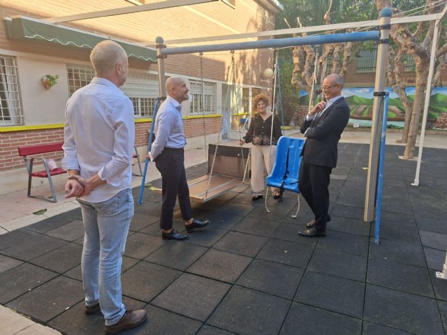 De los Santos denuncia que Patxi López llame guetos a los centros de educación especial - 1, Foto 1