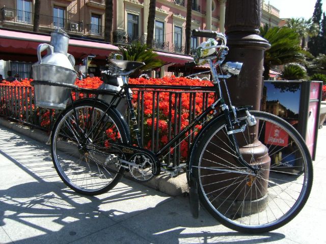 La Peña de los Lecheros, una de las indispensables en el Bando de Huerta, recorre este sábado el centro de la ciudad en el aniversario de su fundación - 1, Foto 1