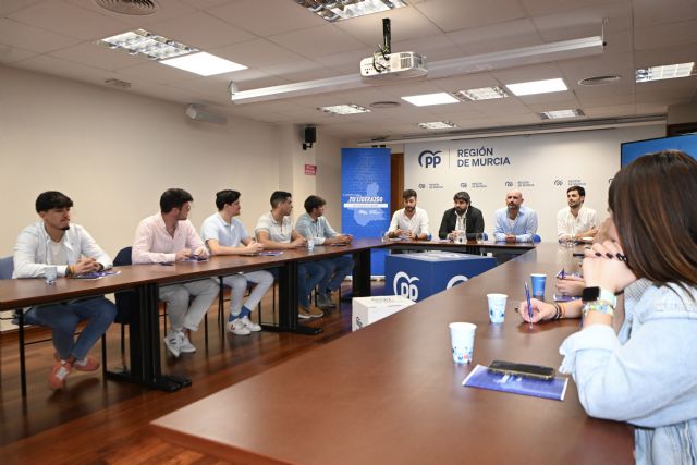 López Miras y Jaime de los Santos arropan el nombramiento de Patricia Martínez Copete como coordinadora de NNGG - 2, Foto 2