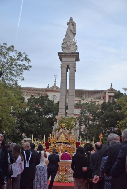 Antonio Rendó. La Divina Pastora de Santa Marina, coronada como Reina y Madre de los fieles en un histórico acto en Sevilla - 2, Foto 2