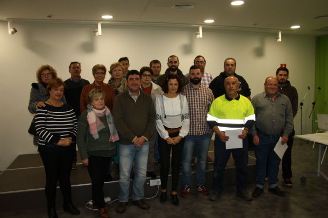 Entregados los diplomas de varios cursos gratuitos organizados por la Concejalía de Desarrollo Local - 1, Foto 1