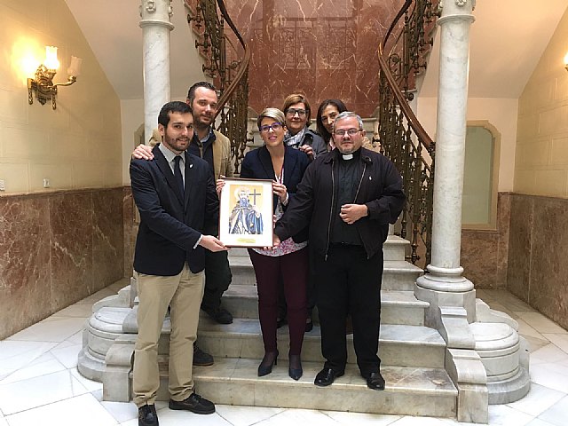 La cofradía de San Ginés de la Jara entrega la medalla de Hermana a la consejera de Cultura - 2, Foto 2