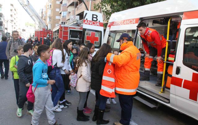 Cerca de 2.000 escolares aprenden medidas de autoprotección en la Semana de Prevención de Incendios de Caravaca - 3, Foto 3