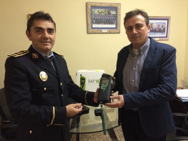 La Policía Local cuenta con un nuevo etilómetro - 1, Foto 1