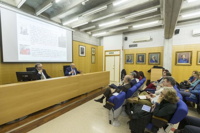 Las universidades públicas constituyen el factor de cohesión social más importante que ha habido nunca en la sociedad actual (Gómez Sal en la UMU) - 2, Foto 2