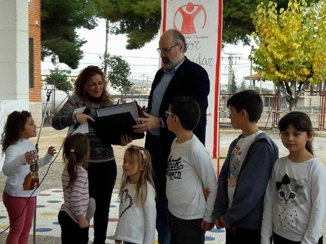 El CEIP Vicente Medina de Sangonera ha recibido la distinción de centro embajador en la defensa y promoción de los derechos del niño, - 3, Foto 3