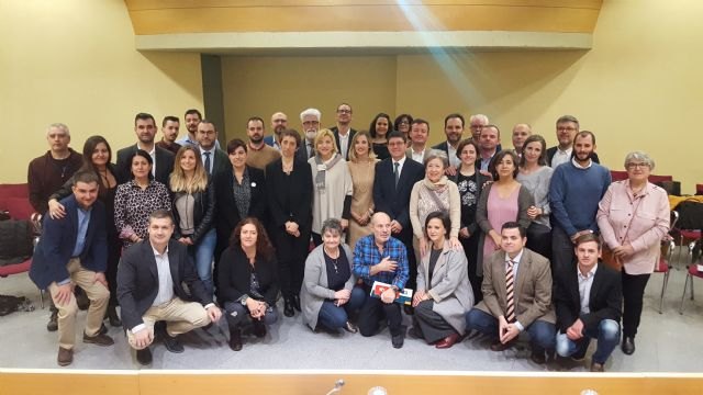 Familia otorga subvenciones por importe de 705.600 euros para la integración social de personas con déficit auditivo - 1, Foto 1