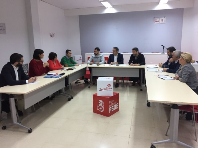 El PSOE exige la modificación de la regla de gasto y de la tasa de reposición, ya que perjudican a los ayuntamientos - 1, Foto 1