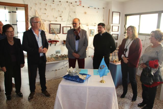 La parroquia San Pedro Apóstol cede la antigua corona de la Virgen del Carmen al Museo del Mar - 1, Foto 1