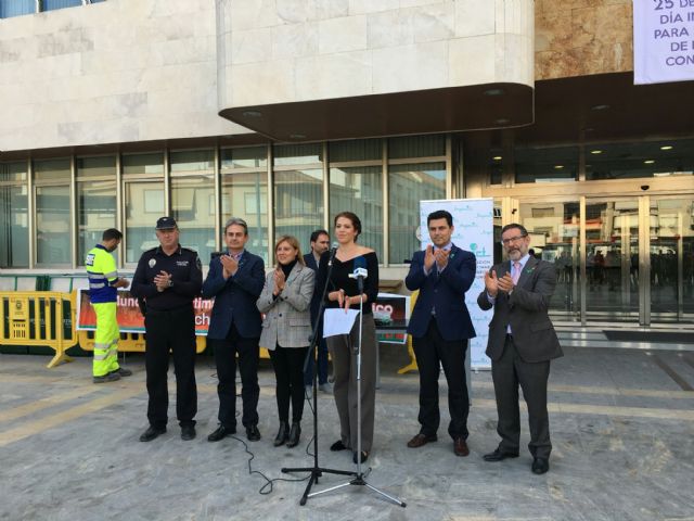 Estudiantes de Secundaria participan en una Marcha contra los accidentes de Tráfico - 3, Foto 3