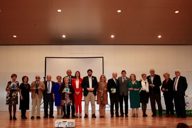 López Miras asiste al 50 aniversario de la AECC de Águilas - 1, Foto 1