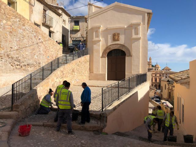 Alumnos del Programa Mixto de Empleo y Formación CASCO HISTORICO II realizan mejoras en las inmediaciones del Pósito de Panaderos - 1, Foto 1