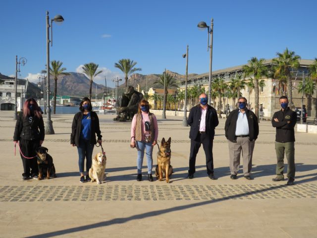 Hidrogea colabora en la terapia con perros para la recuperación psicológica de víctimas de violencia de género - 2, Foto 2