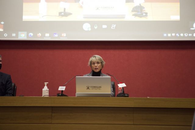 Ciclo la persona en el centro la nueva alfabetización es digital - 1, Foto 1