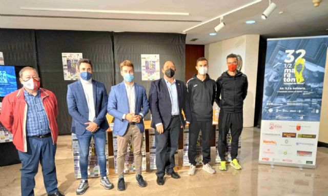 Presentada la XXXII Media Maratón Ciudad de Cieza, XII 11,3km. Solidarios y V Caminata contra el Cáncer - 1, Foto 1