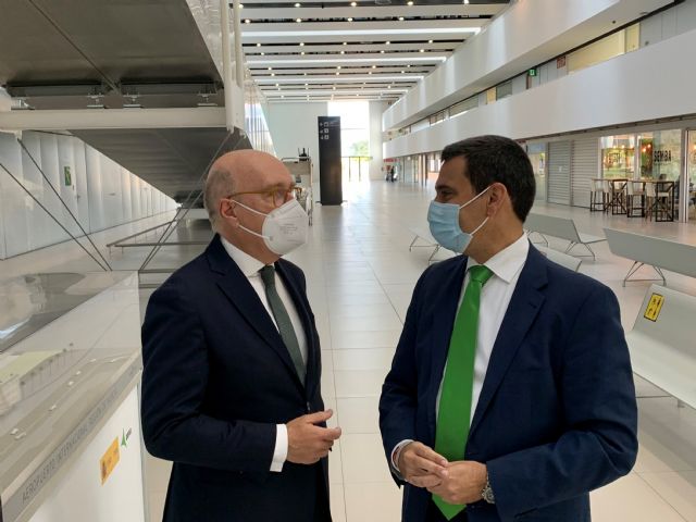 La Comunidad y Aena acuerdan un plan para relanzar el Aeropuerto Internacional Juan de la Cierva tras la pandemia del coronavirus - 3, Foto 3