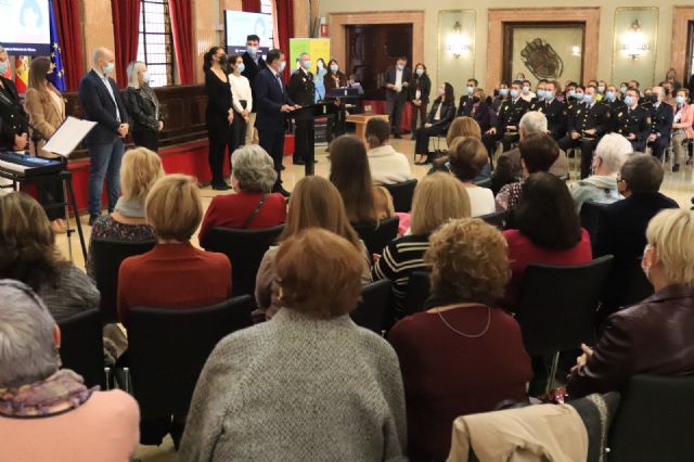 Murcia galardona al servicio de Protección de la Unidad a la Familia y Mujer de la Policía Nacional por su lucha por la igualdad - 4, Foto 4