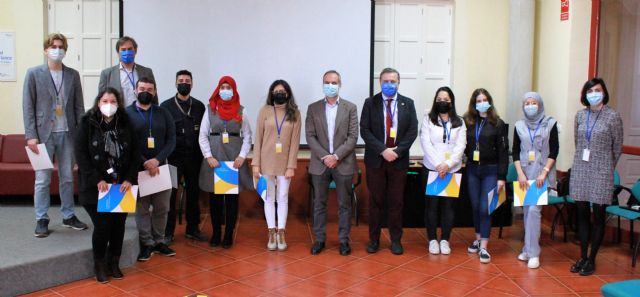 Fundación Sabic entrega nuevas becas de formación profesional a estudiantes de la región - 1, Foto 1