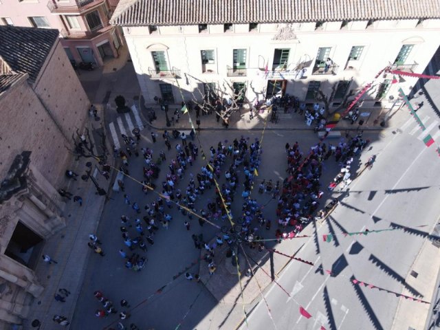 Cometas al vuelo por la libertad para conmemorar el Día Internacional de la Eliminación de la Violencia contra las Mujeres (25-N), Foto 4
