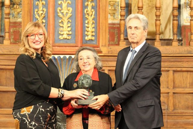 Carmen Sarmiento y Karibú, ganadoras de la VII edición de los Premios Francisca de Pedraza Contra la Violencia de Género - 2, Foto 2