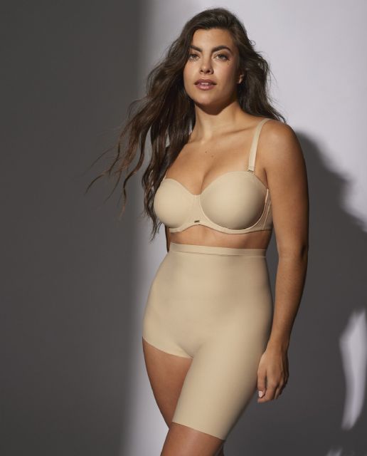 La faja asimétrica de la que todas hablan: cintura alta, reversible, reduce y estiliza la figura - 1, Foto 1