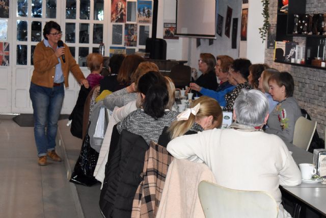 Magdalena S. Blesa cierra el ciclo Un ratico entre letras con su obra Tengo que hablar conmigo seriamente - 3, Foto 3