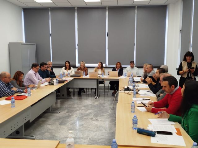 La oferta pública de empleo del SMS para 2025 supera las 1.300 plazas - 1, Foto 1