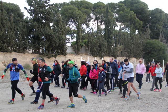 Más de medio centenar de personas participan en la subida a la sima del Cabezo de la Jara - 2, Foto 2
