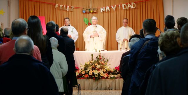Misa de Gallo celebrada en el Centro de Acogida de la Fundación Jesús Abandonado - 3, Foto 3