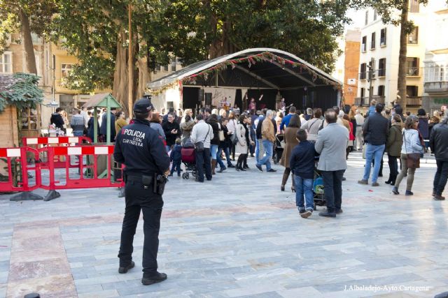El Ayuntamiento dispone en la Tardebuena de más seguridad, servicios y limitación de ruidos - 1, Foto 1