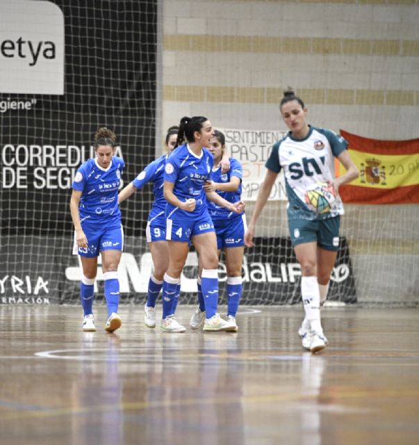 El STV acaba el año con empate en el derbi regional - 4, Foto 4