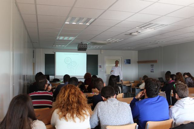La UCAM acerca a sus alumnos nuevas técnicas de empleo 2.0 - 1, Foto 1