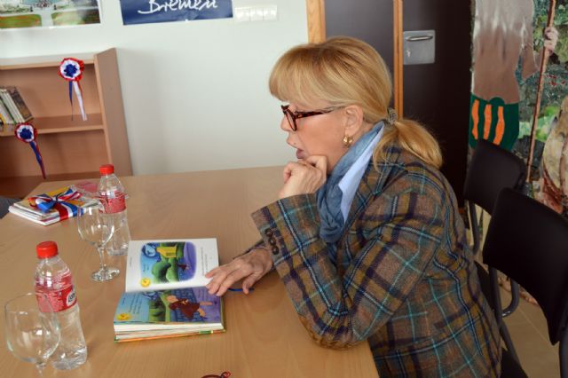 Los alumnos de 1° de ESO del IES La Florida disfrutan de un cuentacuentos en francés gracias al Consulado galo - 3, Foto 3