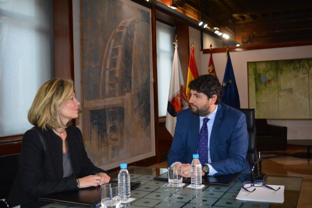 El presidente Fernando López Miras recibe a la alcaldesa de Blanca - 2, Foto 2